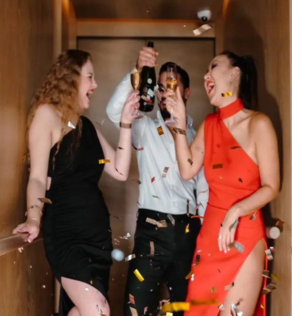 Tavola apparecchiata per il Capodanno
